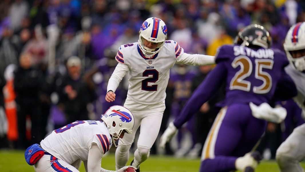 Sunday's NFL 4thdown stop, lastsecond kick lift Bills past Ravens 2320