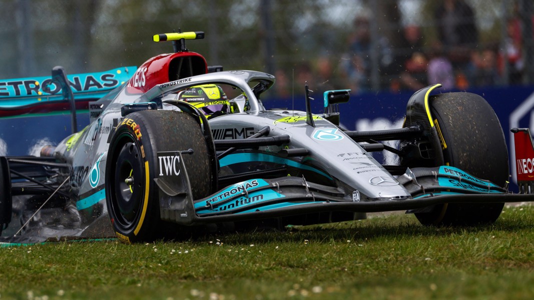 hamilton-s-w13-not-far-off-replicating-his-worst-ever-car