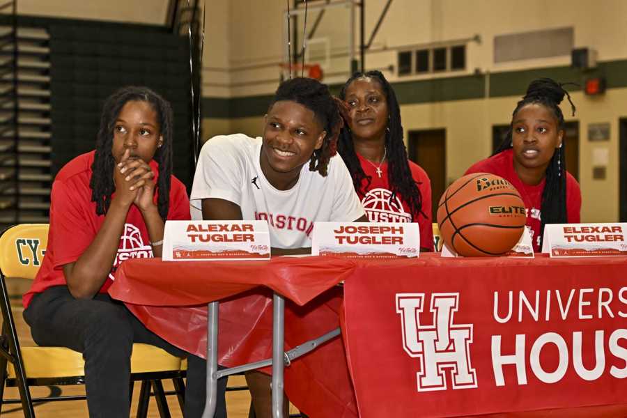 A Closer Look At Houston Basketball s Top 20 Recruiting Class For 2023