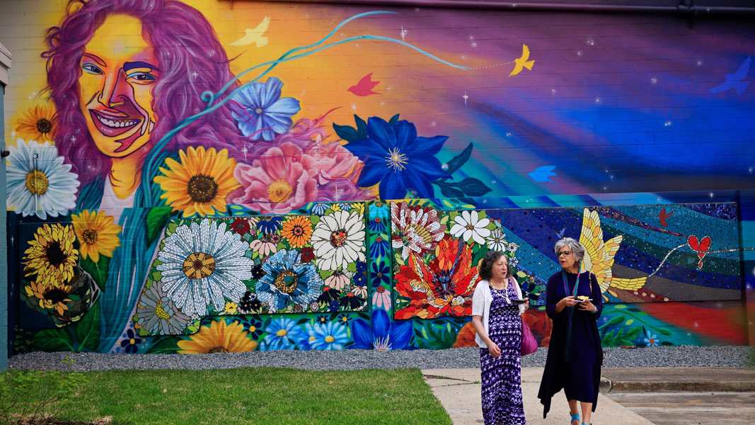 a-beacon-of-hope-at-rethreaded-a-new-mural-puts-the-spotlight-on