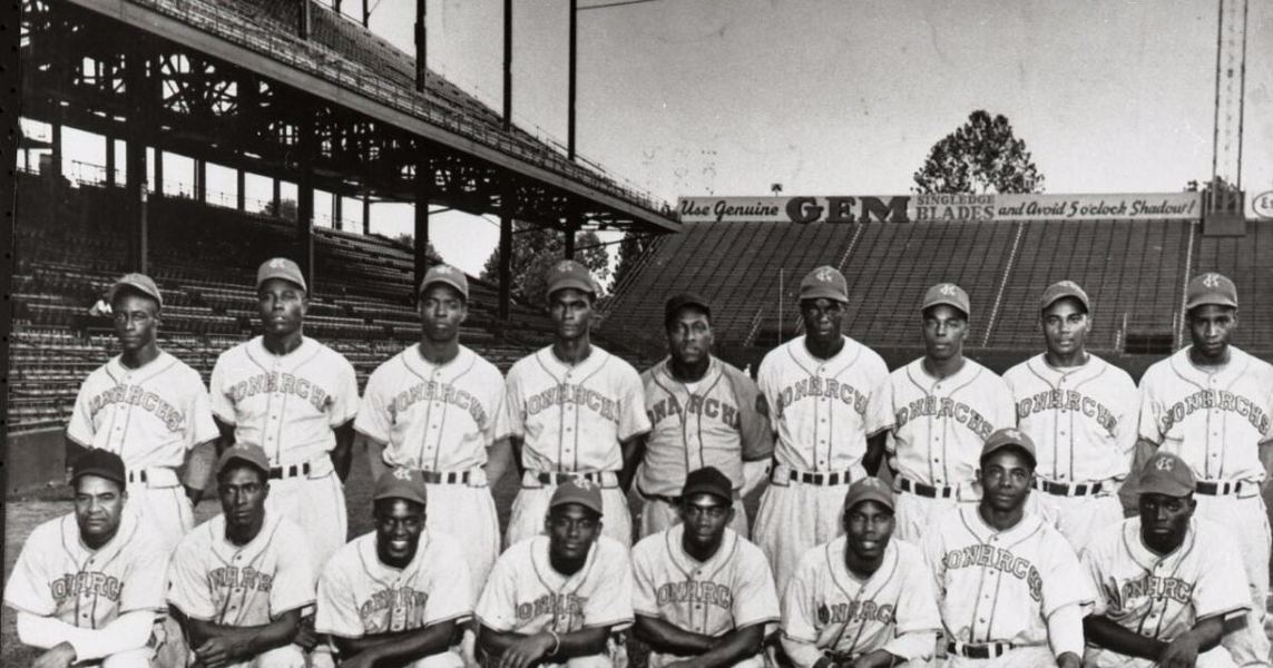 jackie-robinson-played-for-kansas-city-monarchs-before-mlb-debut