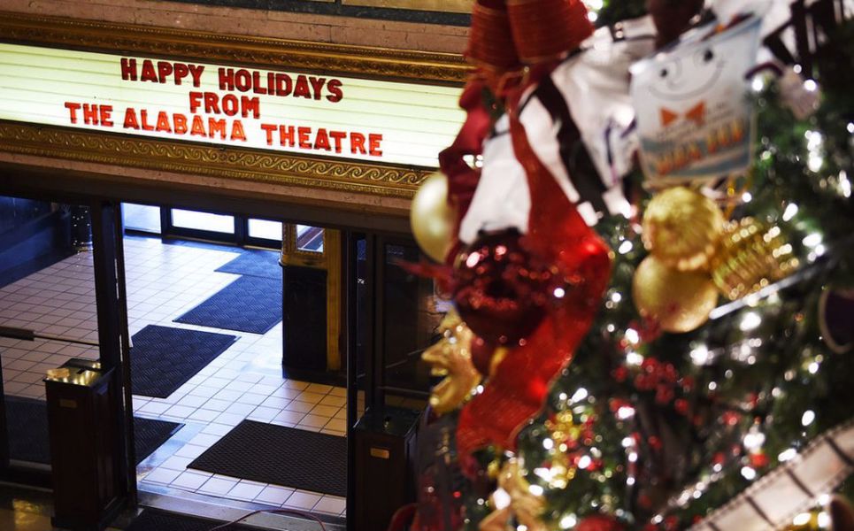 Alabama Theatre announces 30 dates for 2021 holiday film 