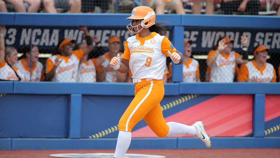 Tennessee softball score vs. Oklahoma State Live updates from WCWS