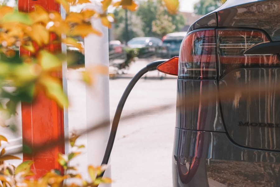 local-businesses-can-apply-for-ev-charging-station-rebate