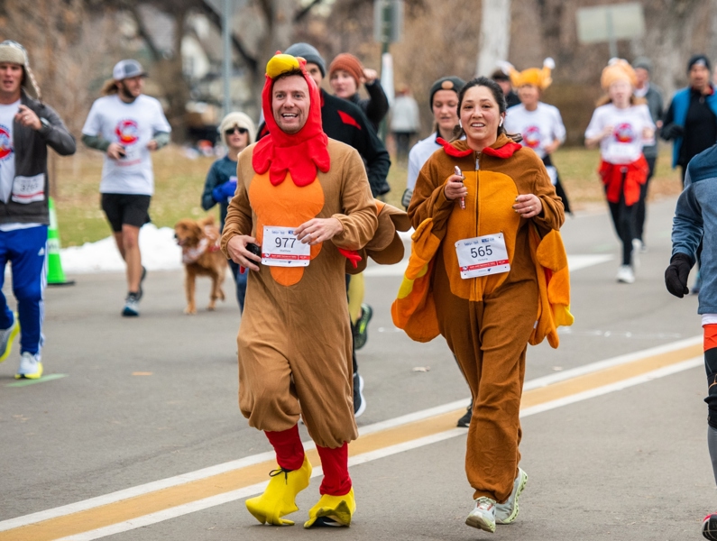 PHOTOS 49th Annual Mile High United Way Turkey Trot